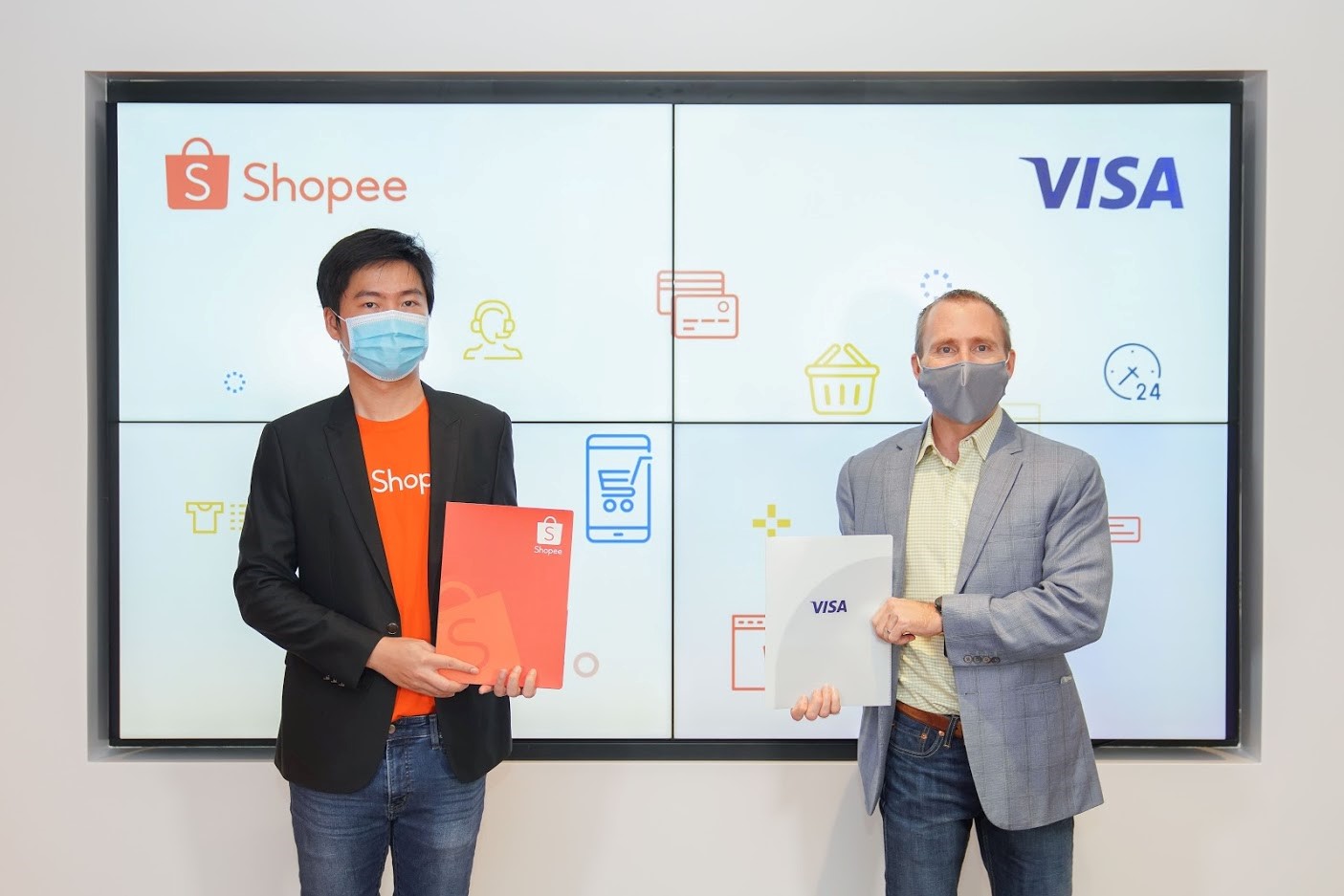 Shopee creates new shopping experience for consumers, entrepreneurs